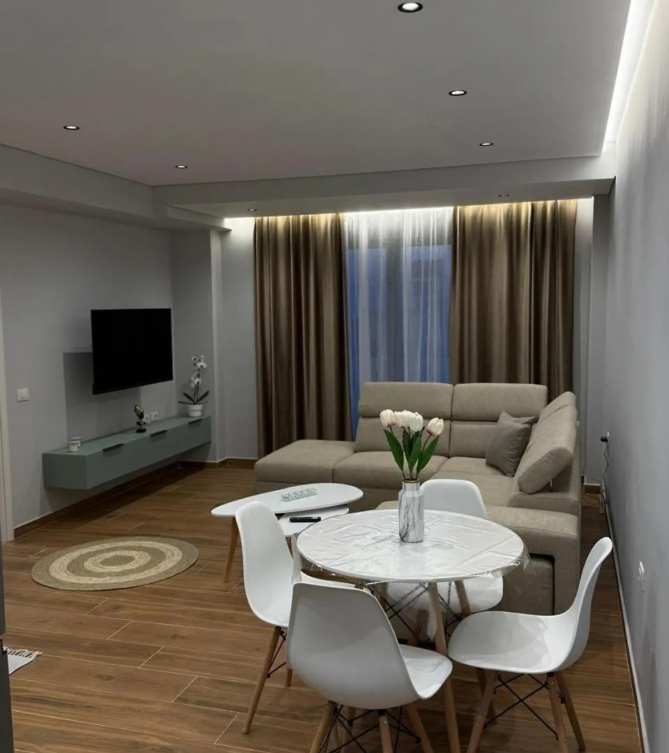 סרנדה Sissy & Bros Apartments